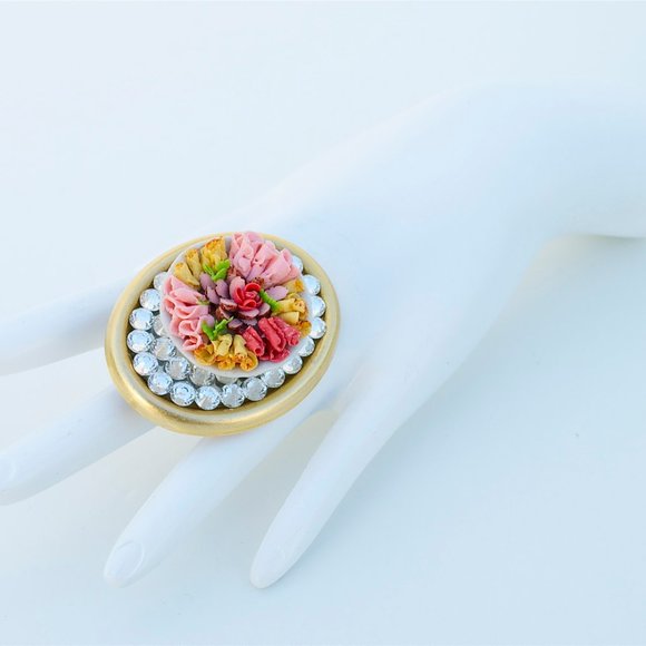 COLD CUTS PLATTER SWAROVSKI RHINESTONE RING - Picture 3 of 5